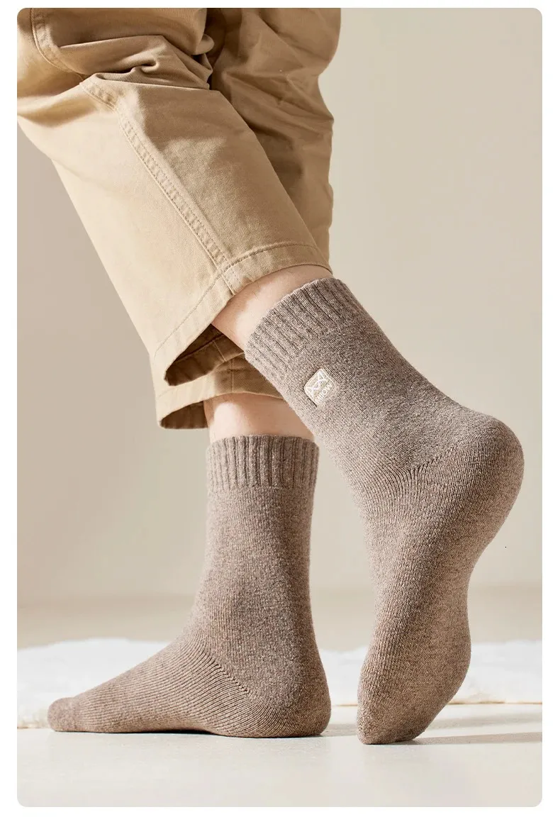 MiiOW Merino Wool Mens Inverno Spessi Freddi Resistenti Cashmere Lunghi Stivali da Neve Retro Marrone Calzini Asciugamano Caldi 241206_voghion.com