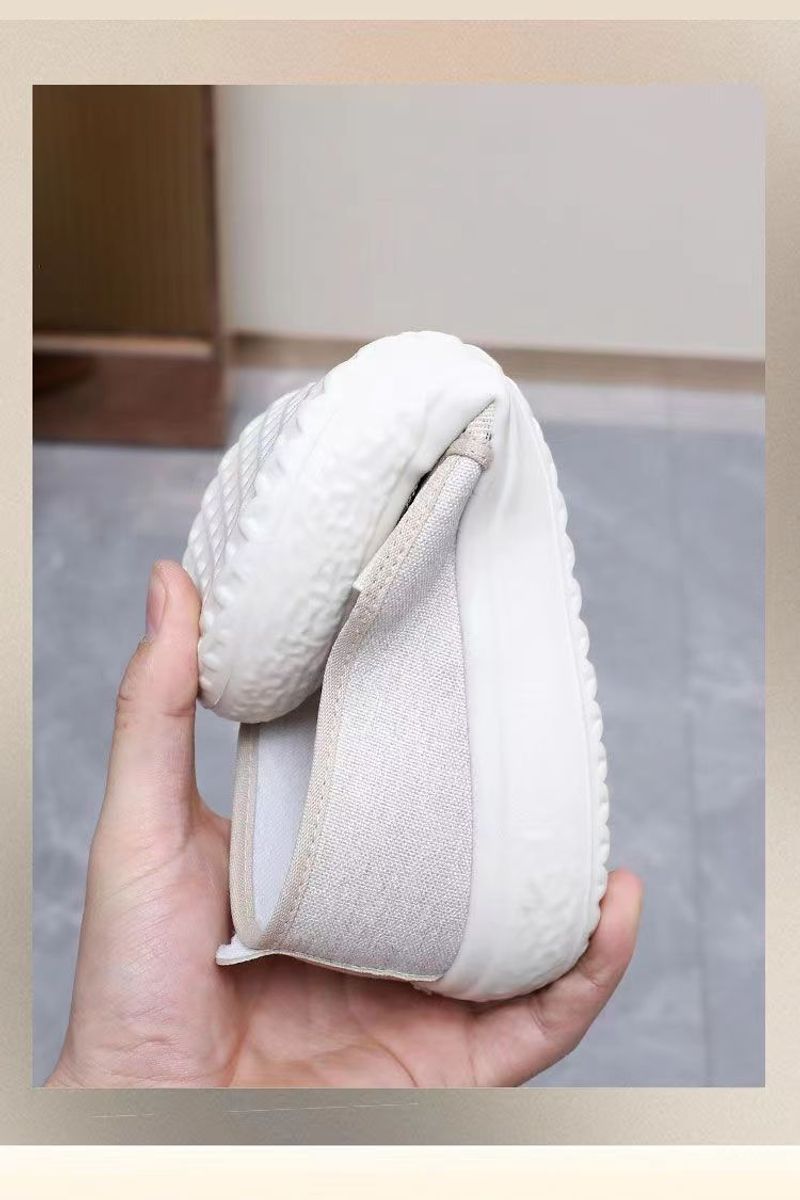 2024 spring new women's round head slip-on canvas women breathable soft sole student lazy single shoes_voghion.com