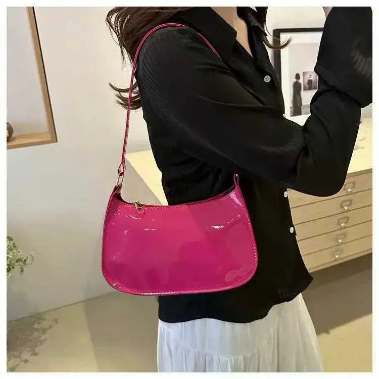 Women's Patent Leather Shoulder Bag Small Designer Handbag_voghion.com