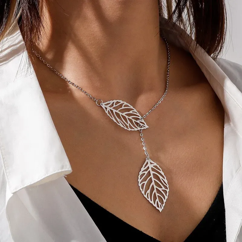 Colliers pendentifs à breloques en forme de feuilles creuses pour femmes, couleur argent doré, ras du cou de clavicule, bijoux de déclaration_voghion.com