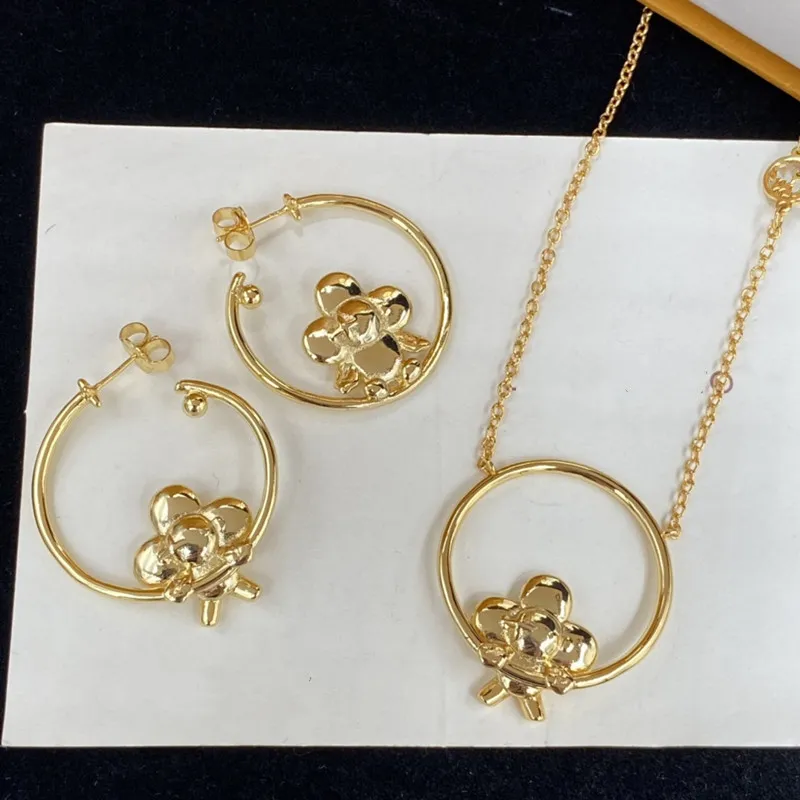 Con BOX Set di gioielli di design Collana con ciondolo Bracciale di design Orecchini a bottone Donna Ideale per Natale San Valentino_voghion.com
