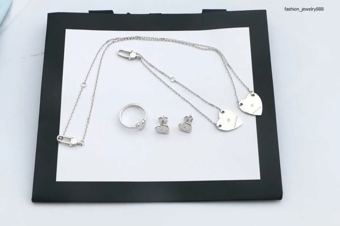 Europa America Moda Gioielli Set Uomo Donna Donna Sterling Argento Lettera G Incisa Cuore Ciondolo Collana Bracciale_voghion.com