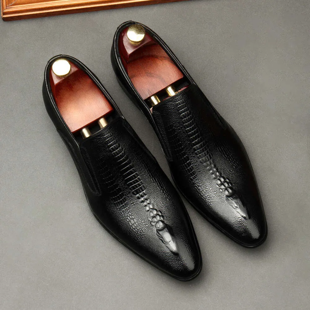 Breathable Leather Shoes For Men Patterned Crocodile Business_voghion.com