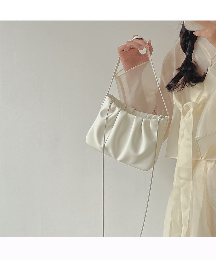 Neue handliche kleine Wolke im französischen Stil 2024 Sommernische plissiert einfache und modische Umhängekette mit einer Schulter_voghion.com