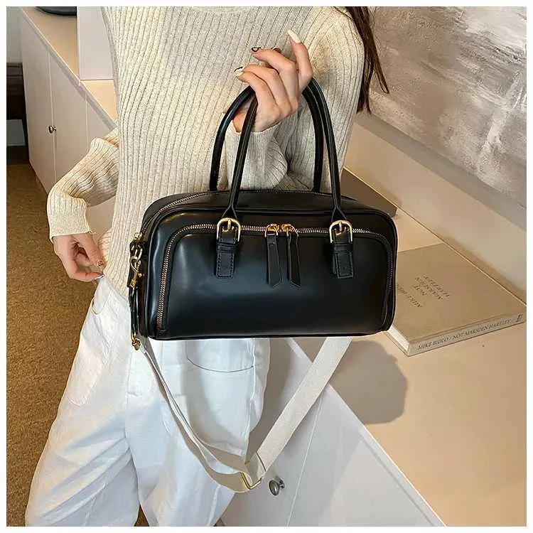 Vintage Handbags for Women Solid Pu Leather s Large Capacity Female Commute Wide Strap Crossbody Packs 2024 NewC241212_voghion.com