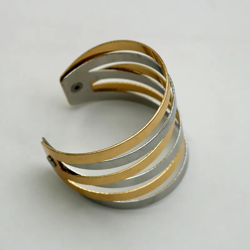 Braccialetto bicolore in metallo per donna, gioielli alla moda, design pesante, accessori per feste senza tempo, stili eleganti e alla moda_voghion.com