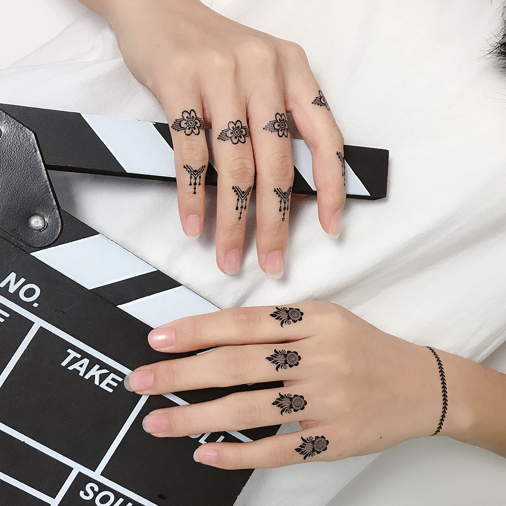 1PC Henna Tattoo Tempororary Waterproof Sticker Henne Finger Tail Sticker Black Lace Girl Personality DIY  Disposable Sticker_voghion.com