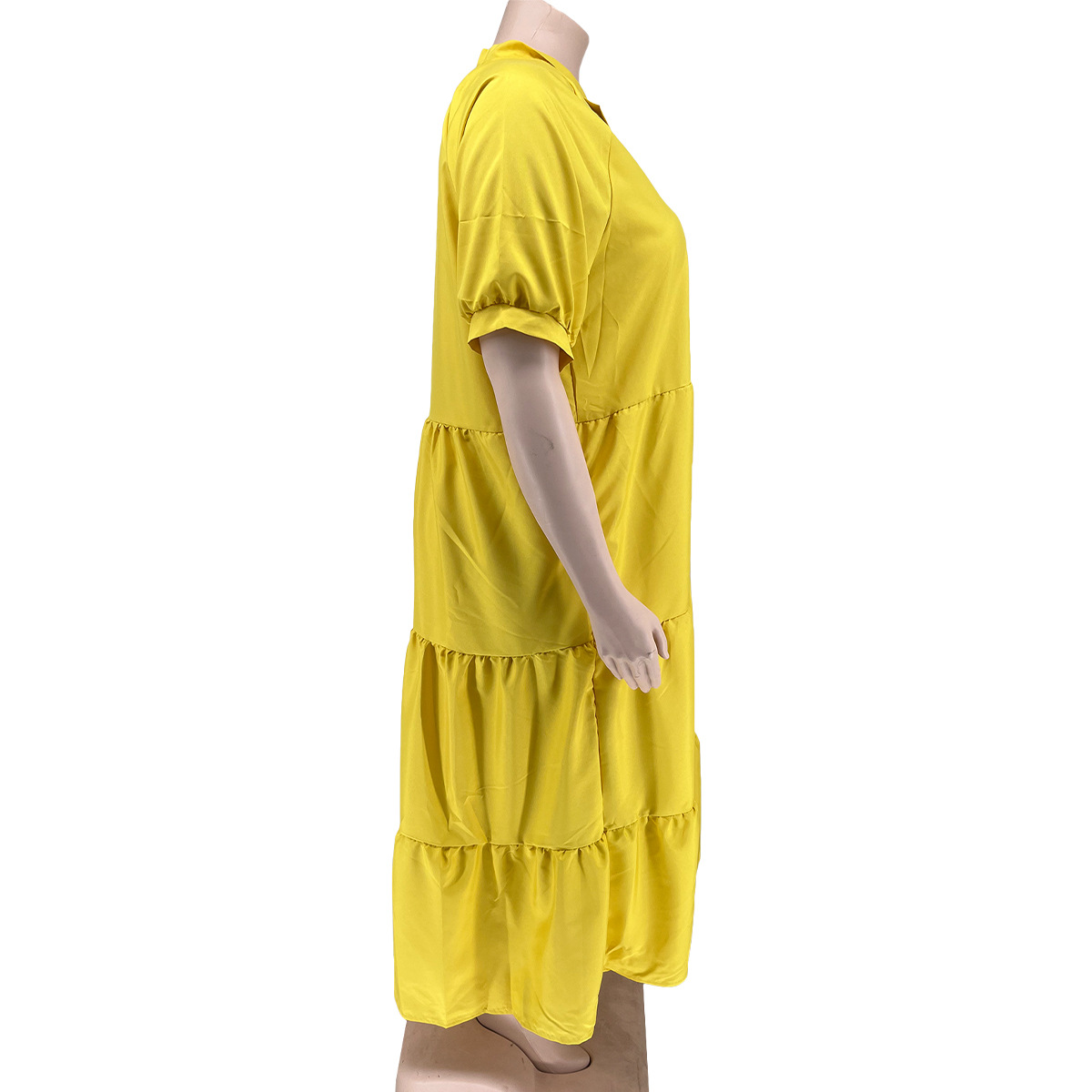 Abito con risvolto casual con bottoni alla moda da donna taglie forti_voghion.com