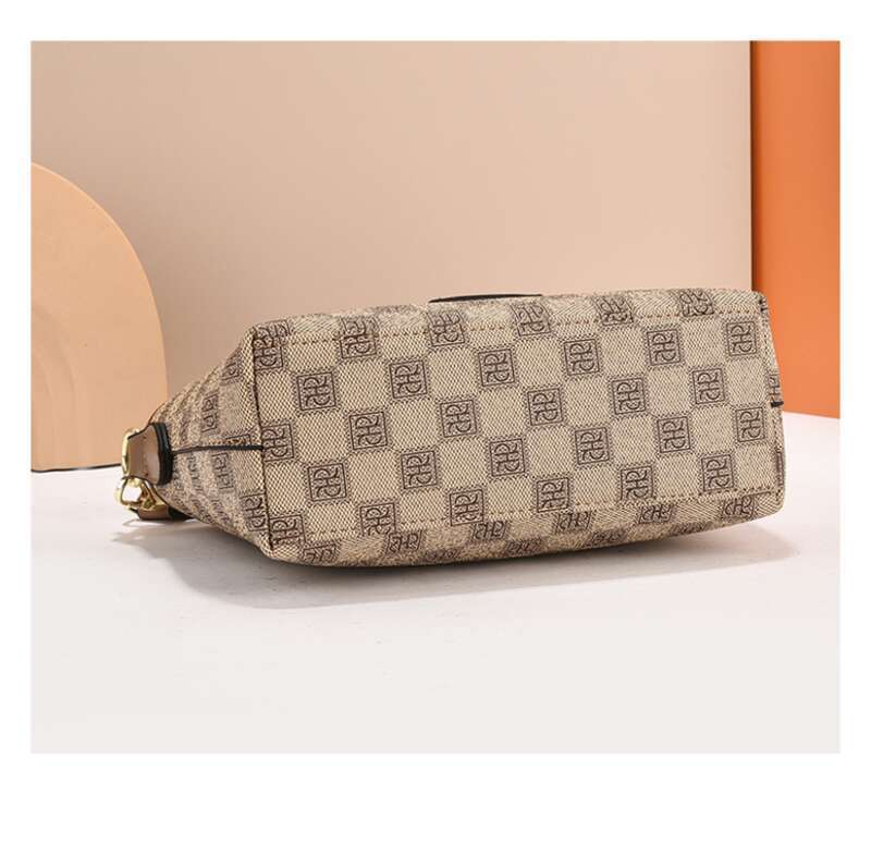 Taske Kvinde 2025 Ny Senior Sense Dame Skuldertaske Crossbody Taske Afslappet Mode Lille Firkantet Taske Dumpling Taske Kvinde Taske_voghion.com