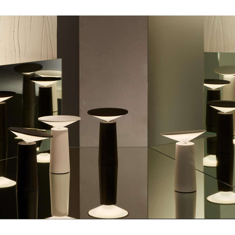 Hot Selling Nordic Minimalist LED Desktop Decorative Desk Lamp, Bedroom Bedside USB Charging Small Night Light,_voghion.com