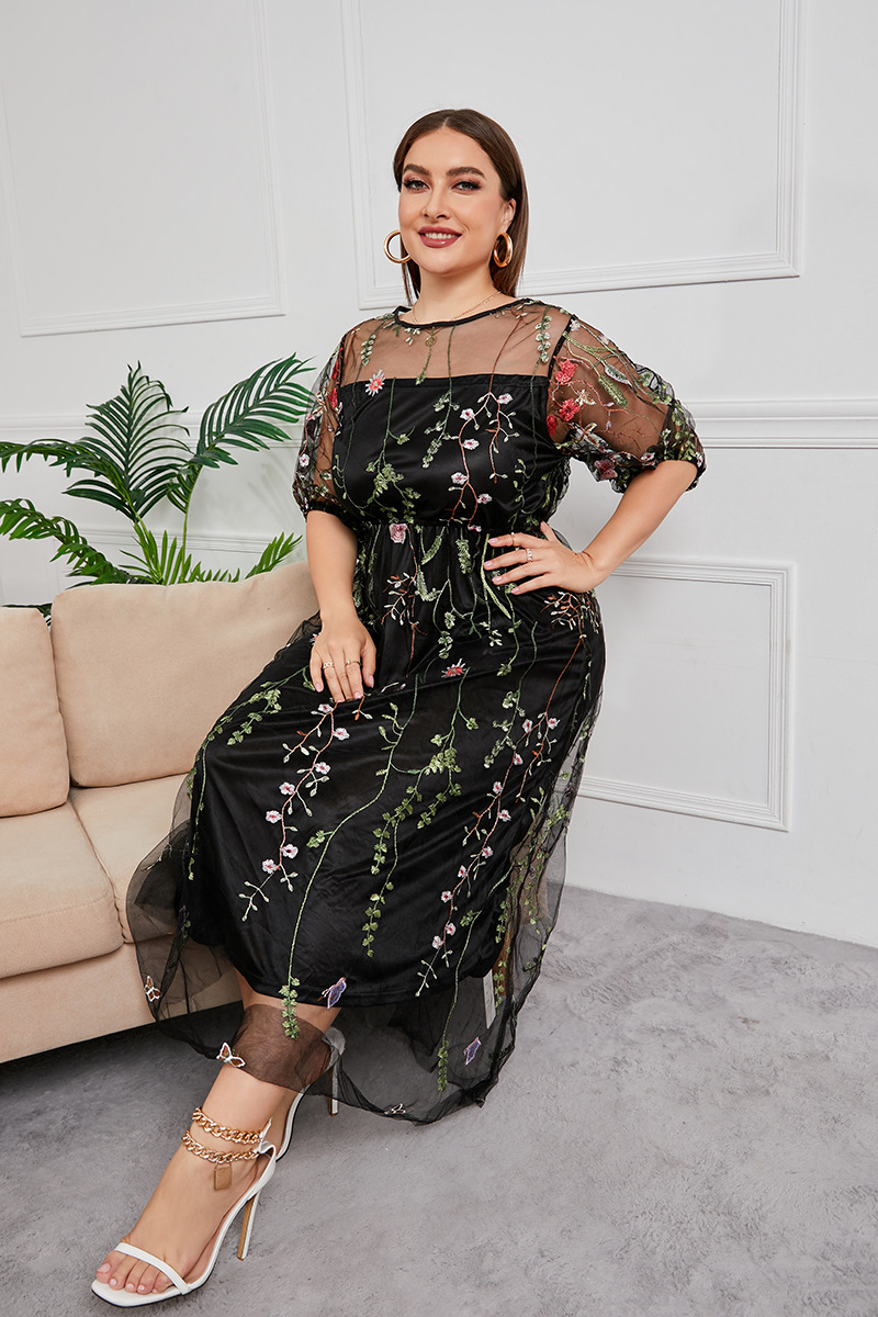 Elegant Women's Plus Size Mesh Dress For Banquet And Evening Party_voghion.com
