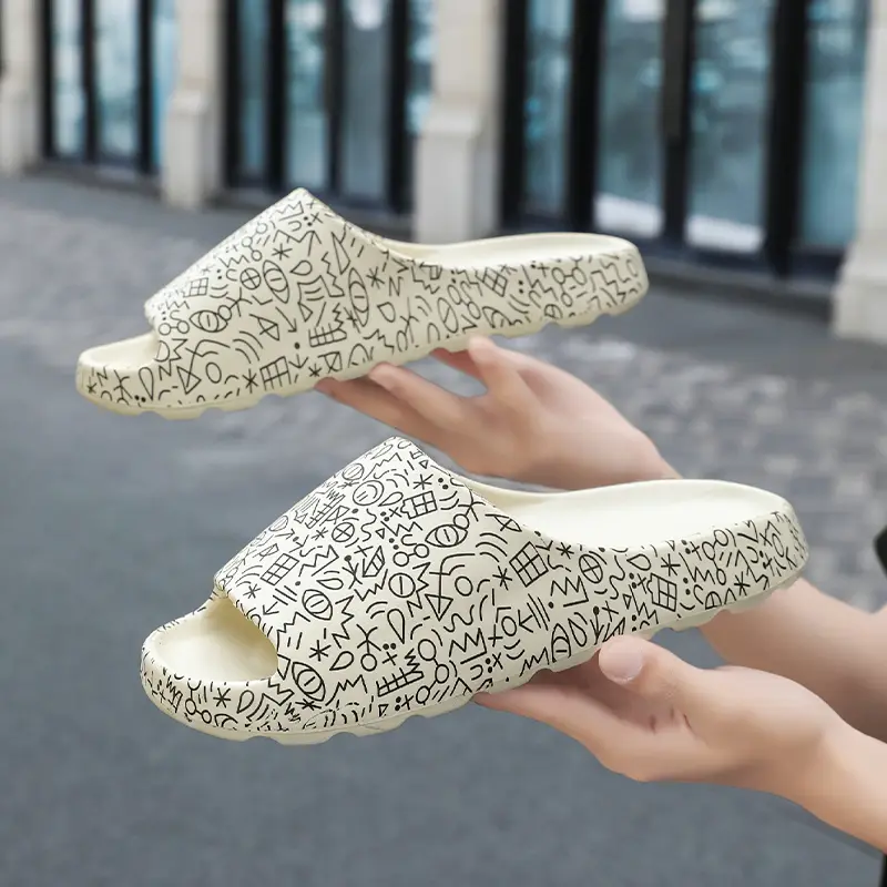 Pantoufles homme confortables pour la maison et la plage_voghion.com
