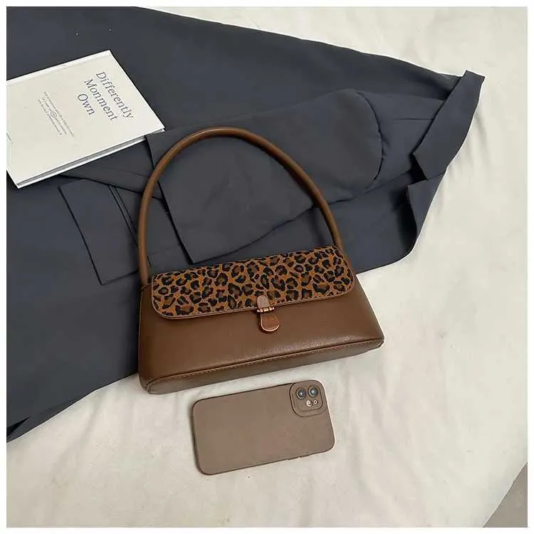Women's Leopard Pattern Shoulder Bag Large Capacity Pu Leather_voghion.com