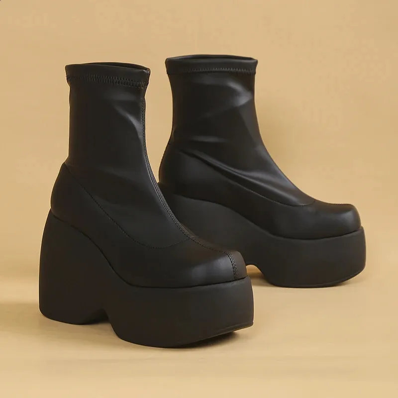 Gothic Womens Sexy Short and Fat Platform Soft Leather Ankle Boots Comfortable Walking Sock Sole Size 42 240911_voghion.com