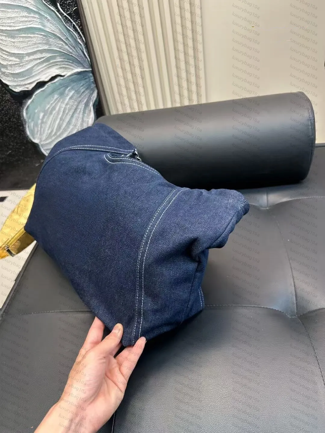 Handtassen: Oversized damestas met dikke ketting, retro zwart-gouden designerhandtas, grote schoudertas_voghion.com