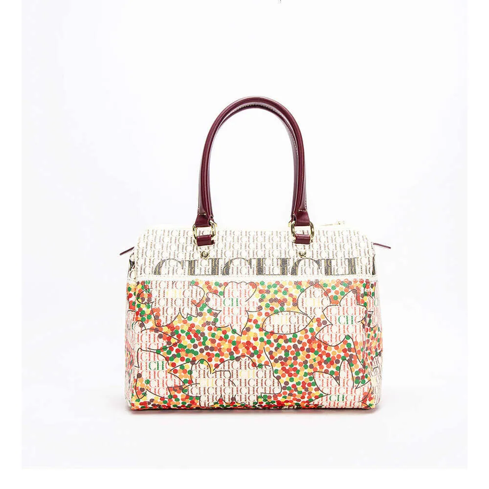 CHHC High Quality Ladies Jacquard Craftsmanship Metal Hanging Wer Pattern Large Capacity Handbag Designer New_voghion.com