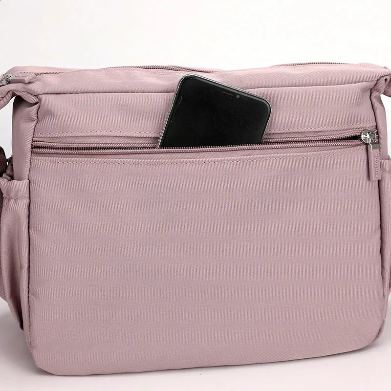 Borsa a tracolla e borsetta crossbody in nylon impermeabile_voghion.com