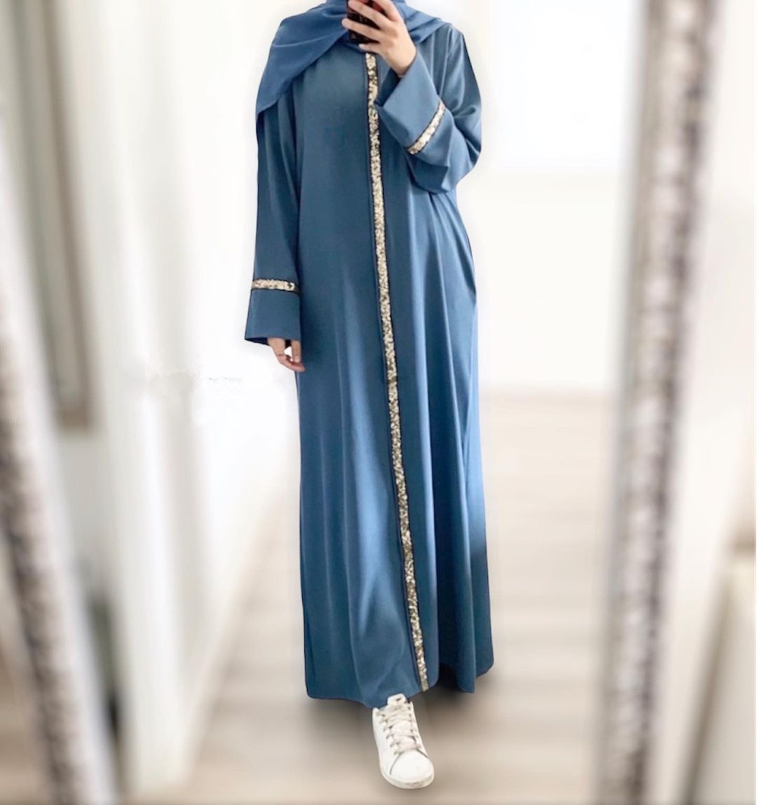 Nuevo Túnicas de mujer musulmana transfronteriza del Sudeste Asiático vestido de lentejuelas empalmado bata de gasa de color sólido