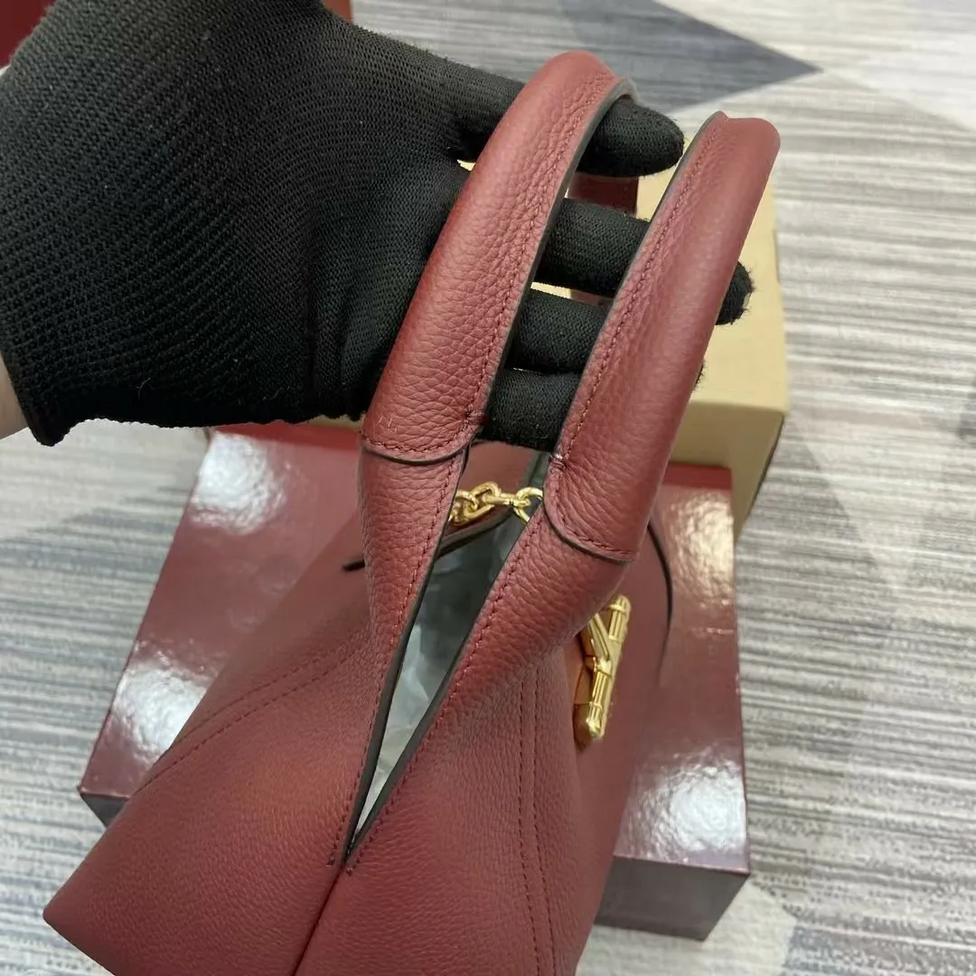 Quality Designer Softbits Bucket Grained Calfskin Leather Top Handle Gold Hardware Hasp Shoulder Bags Women Daily_voghion.com