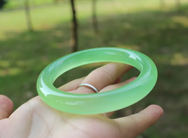 Natural Green Jade Bangle Bracelet Hand-carved Jadeite Jewelry_voghion.com