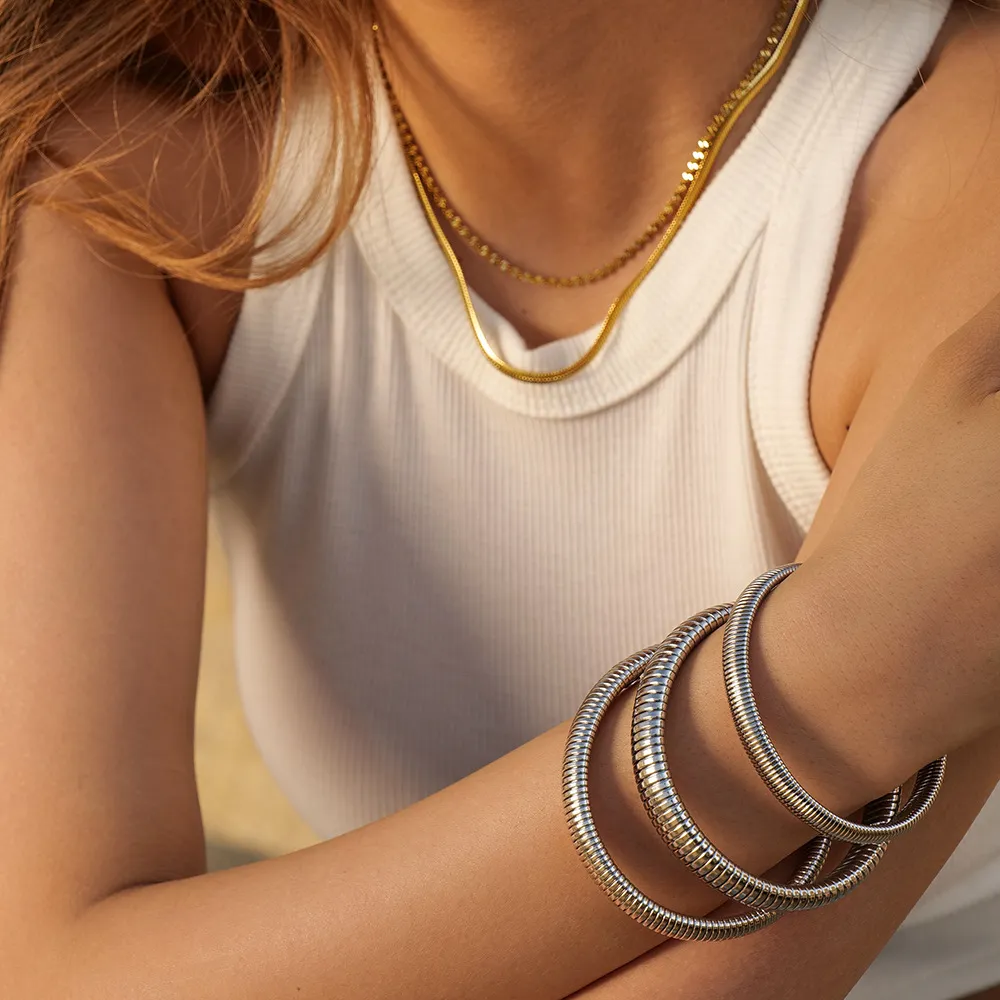 Titanium Steel Gold Coiled Bracelet For Women Personalized Design_voghion.com