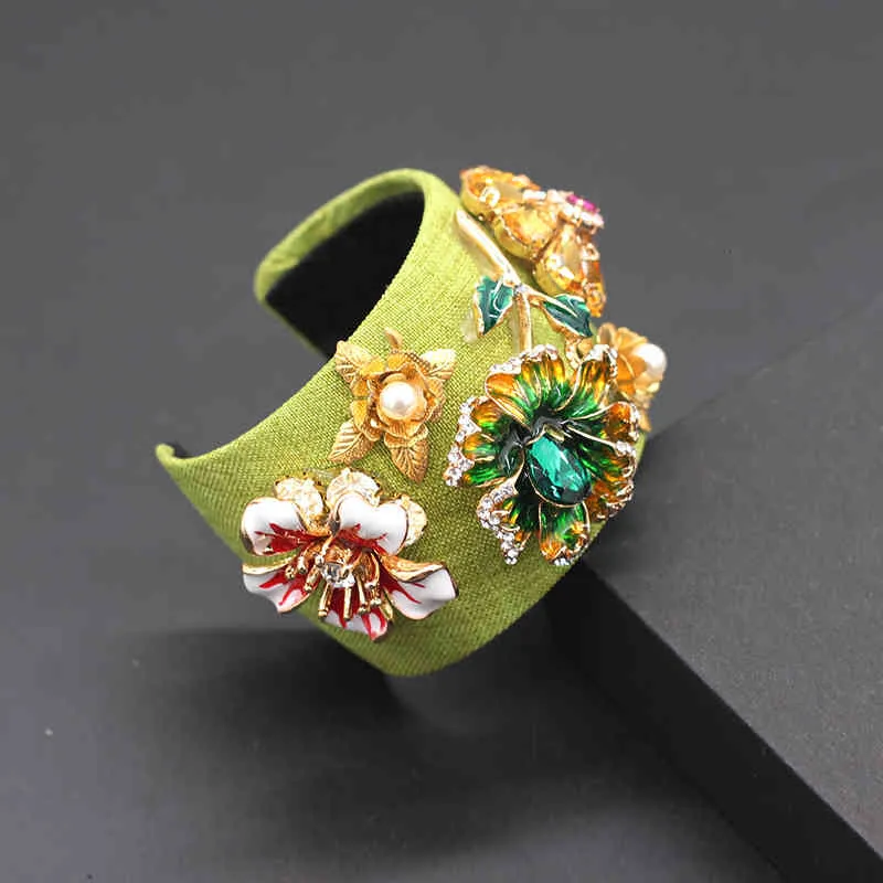 Crystal Rhinestone Cuff Bracelet Geometric Woven Ladies Jewelry_voghion.com
