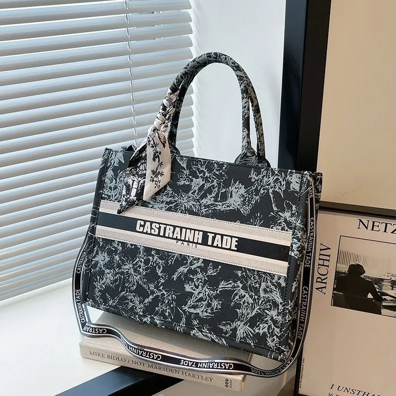 Designer Tote Bag And Shoulder Bag For Women Daily Matching_voghion.com