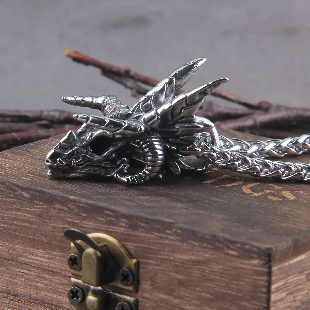 Collane con ciondolo Drago Gioielli in acciaio al titanio Testa di animale Collana Punk Uomo Accessori GioielliPendente Sidn22_voghion.com