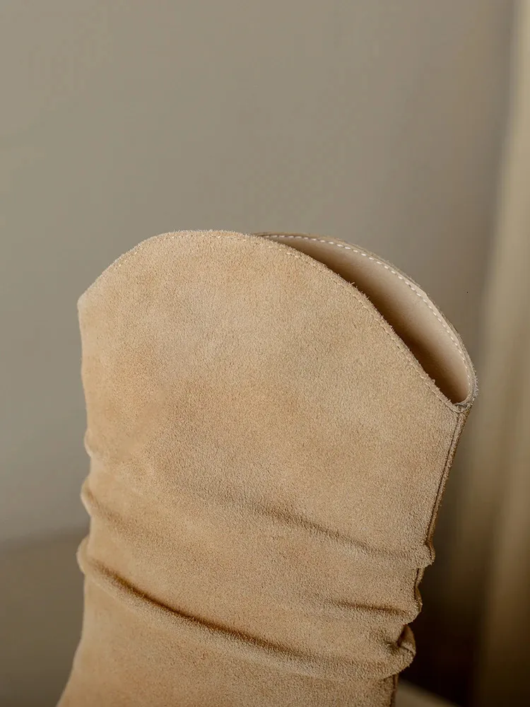 Women's Pleated Pointy Toe Slip-on Short Boots In Black And Camel_voghion.com