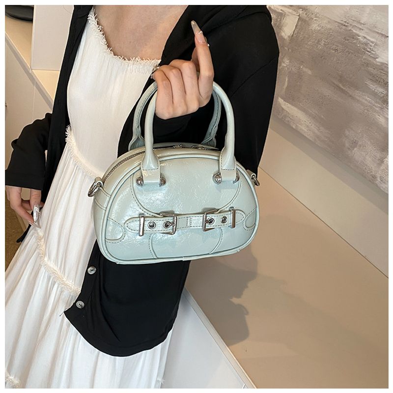 Modische Bowlingtasche zum Miehmen für Damen im Sommer 2024, neue, einfache und vielseitige Umhän,_voghion.com