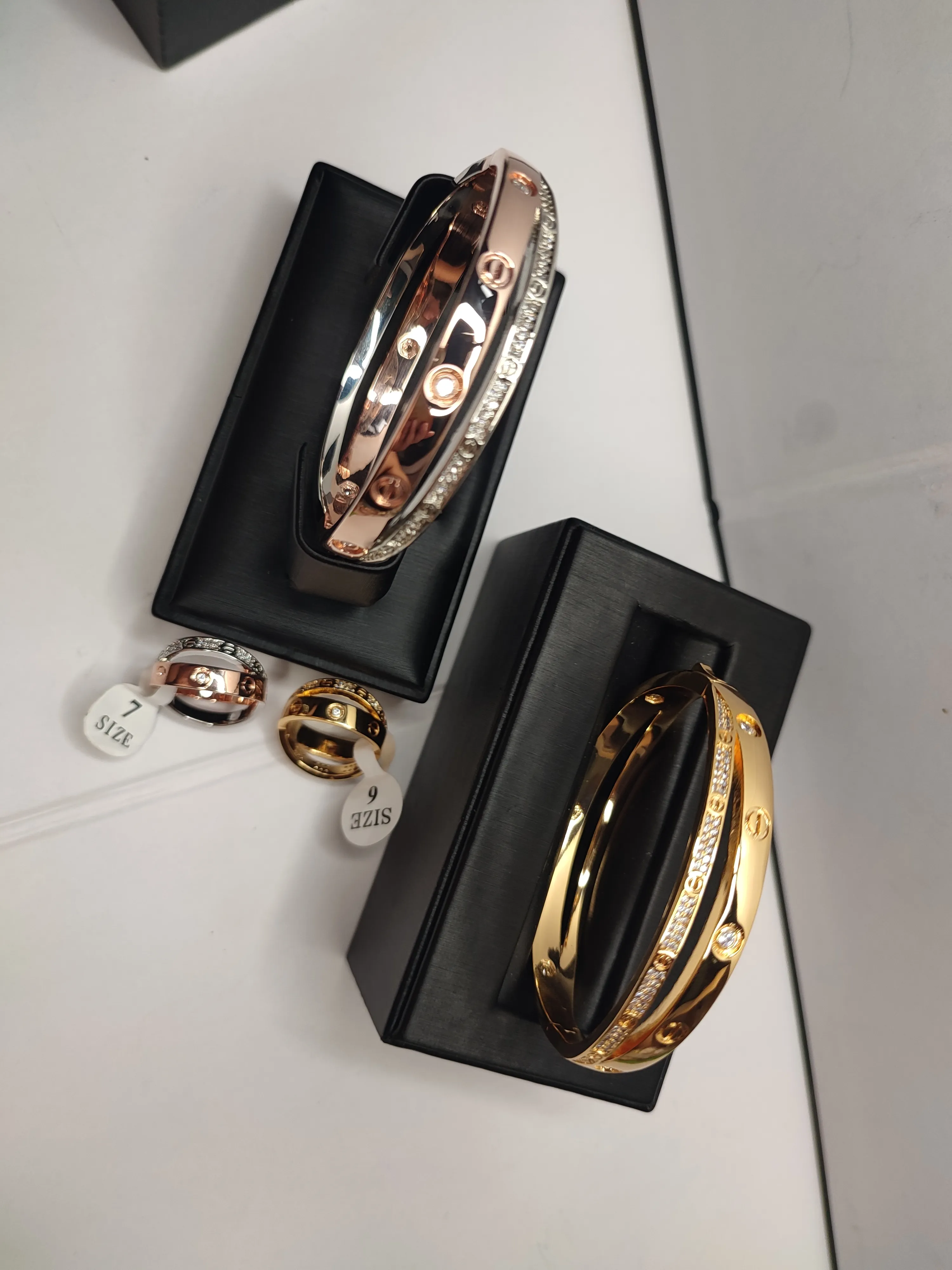 bracciale a catena da donna per donna oro angolo due colori sovrapposti gioielli di design donna argento set diamante semplice uomo coppia_voghion.com