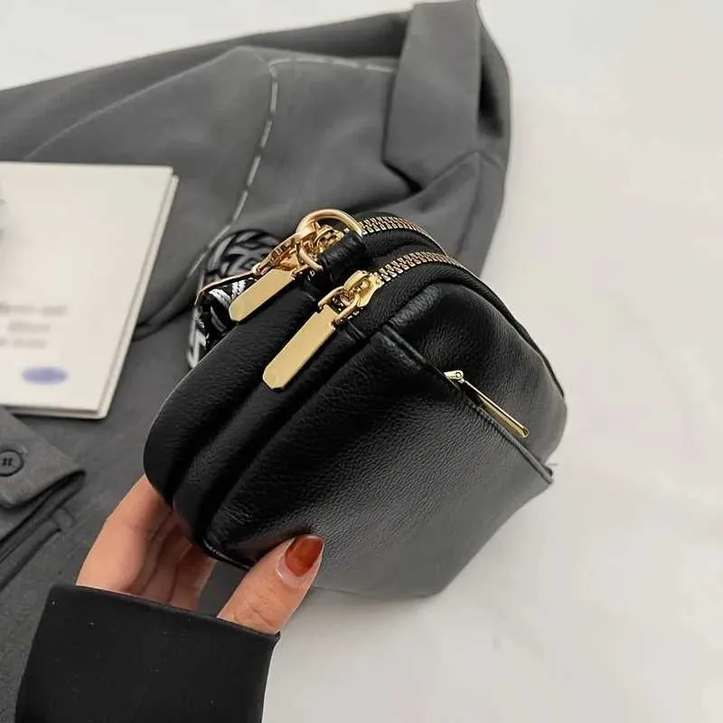 Elegant Crossbody Shoulder Bag For Women Versatile Pu Square Bag_voghion.com