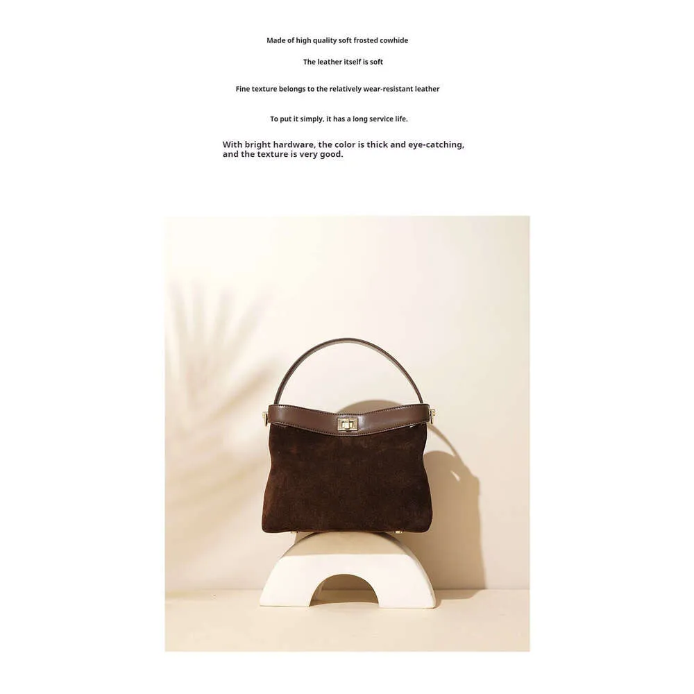 Retro schoudertas en tote bag voor dames met matte afwerking_voghion.com