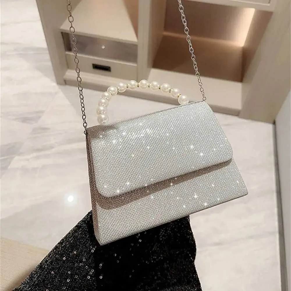 Sacs à bandoulière en chaîne de perles Sac à main Sac de soirée en soie brillante dorée Femmes Élégant Mode Banquet Pochette Femme Handba241108_voghion.com