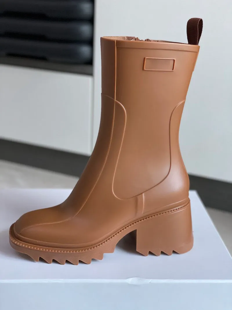 Women's Black Knee-high Waterproof Rain Boots With Platform Sole_voghion.com