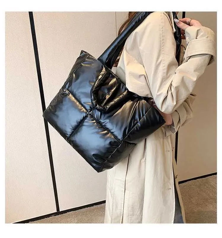 Puffy Tote Bag For Women, Large Capacity Waterproof Shoulder Bag_voghion.com