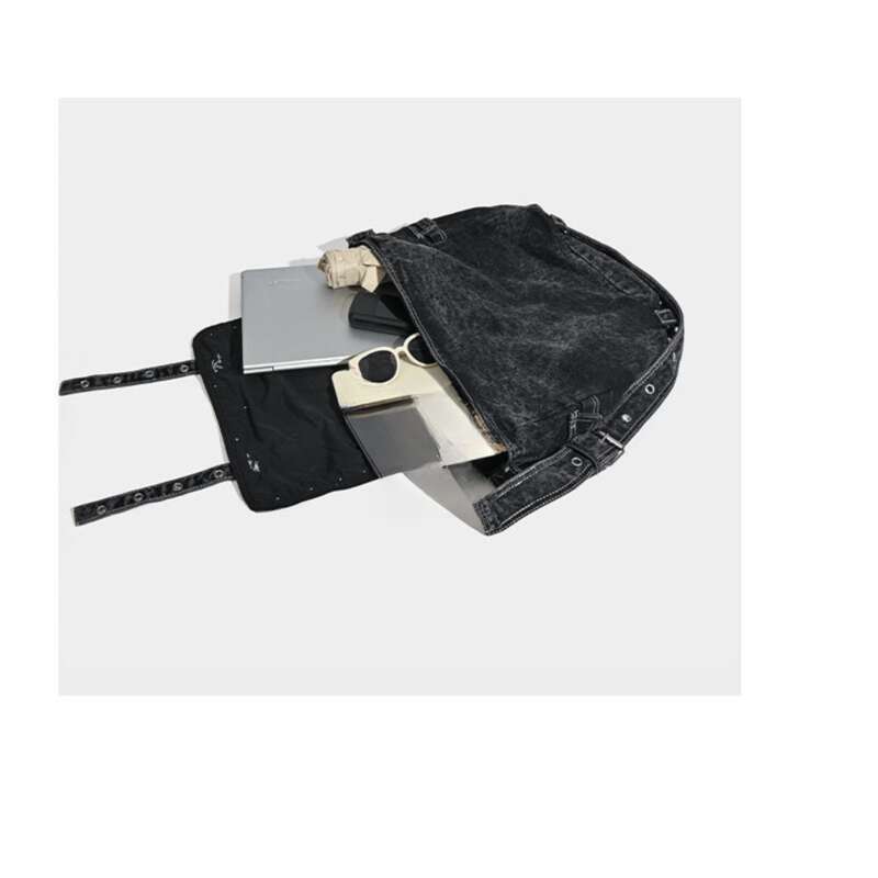 Sac fourre-tout grande capacité en jean délavé et usé, design de niche automne-hiver, grand sac croisé incliné à rivets_voghion.com