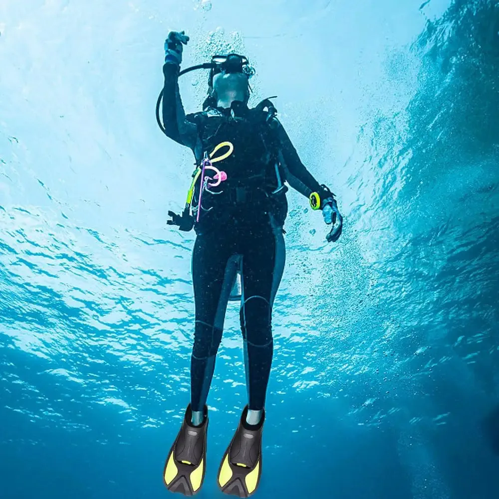 Draagbare snorkelvinnen Scuba Flippers Antislip duikvin Volledige voet zwemvliezen Beginnerszwemuitrusting 240615_voghion.com
