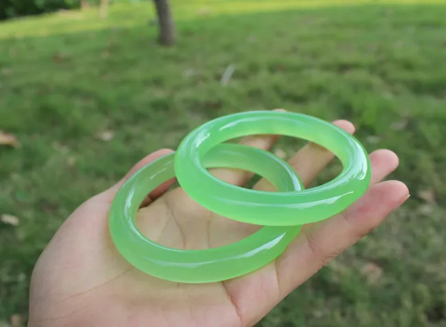 Natural Green Jade Bangle Bracelet Hand-carved Jadeite Jewelry_voghion.com