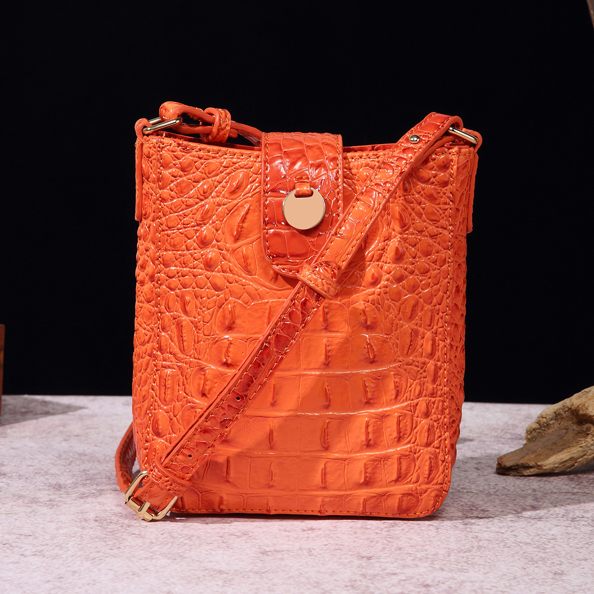 retro slung mobile phone clutch wallet Brahman crocodile pattern for cross-border  independent station_voghion.com