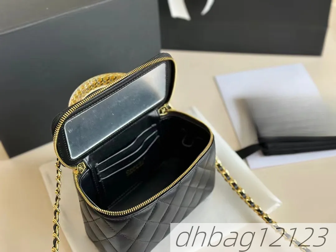 Fashionable Women's Makeup Leather Dia Gold Hardware C-buckle Transparent Handle Handbag Matelasse Chain Crossbody High_voghion.com