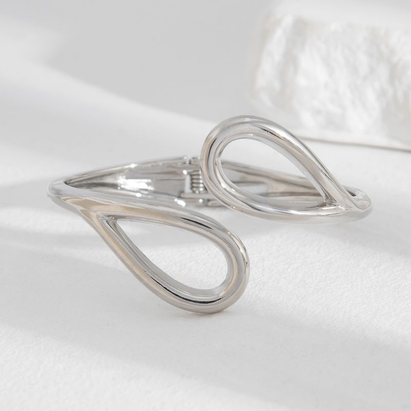 Braccialetto con doppio anello con specchio geometrico esagerato alla moda e design aperto Sense Hug_voghion.com