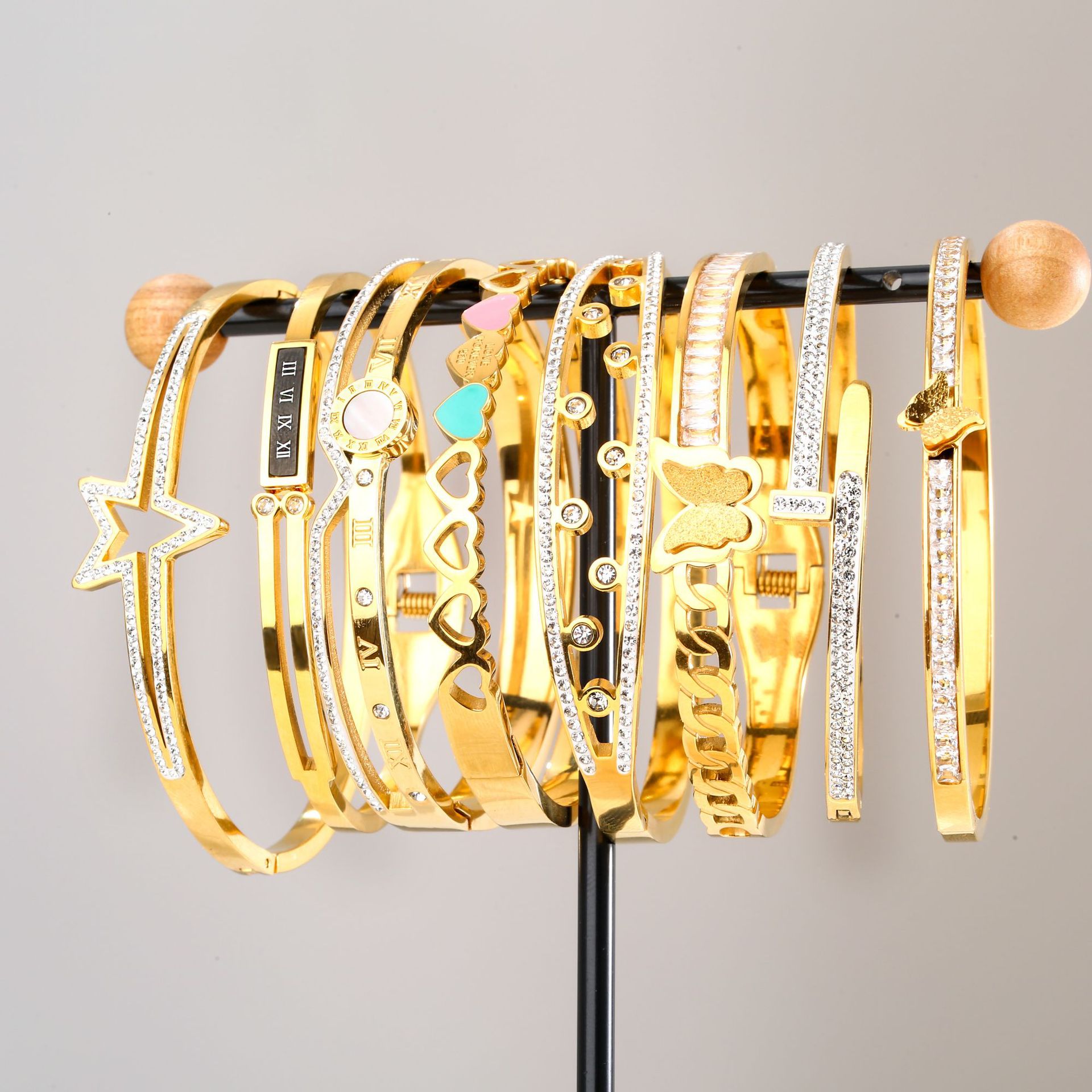 high end, non fading fashion titanium steel diamond studded hollow fashionable versatile bracelet jewelry