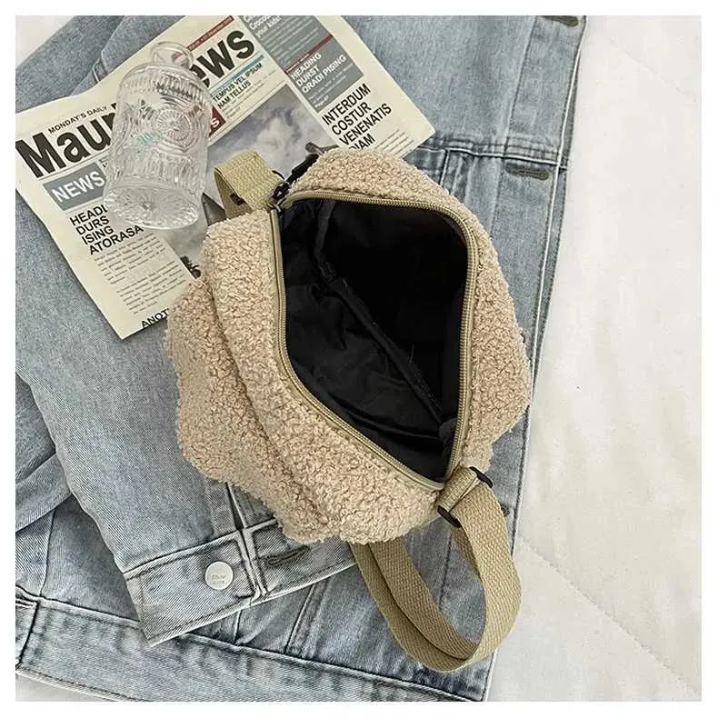 2023 Women Winter Shoulder Bag Lamb Wool Warm Soft Autumn Ins Square Cross-body Portable Casual Beige Khaki Girls Preppy_voghion.com