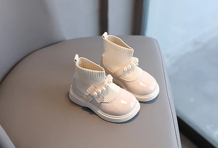 2025 Nei Baby Meedercher Prinzessin Stiwwelen Socken Cutefeet Kanner Casual Klengkanner Kanner Hierscht Wanter Lieder Schong mat Pärelen_voghion.com