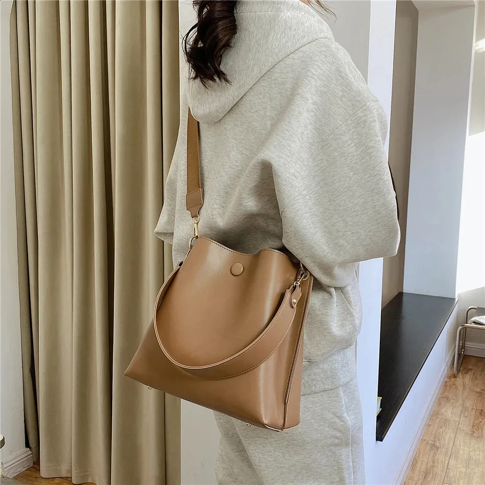Elegante Damen Bucket Bag Aus Leder Mit Breitem Schultergurt_voghion.com