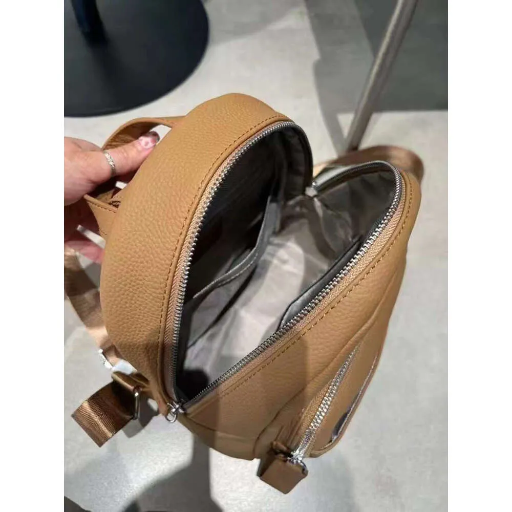 Nuovo zaino da donna in pelle di mucca pieno fiore piccolo beige marrone nero colore borsa a tracolla doppia da donna borsa a tracolla per il tempo libero_voghion.com