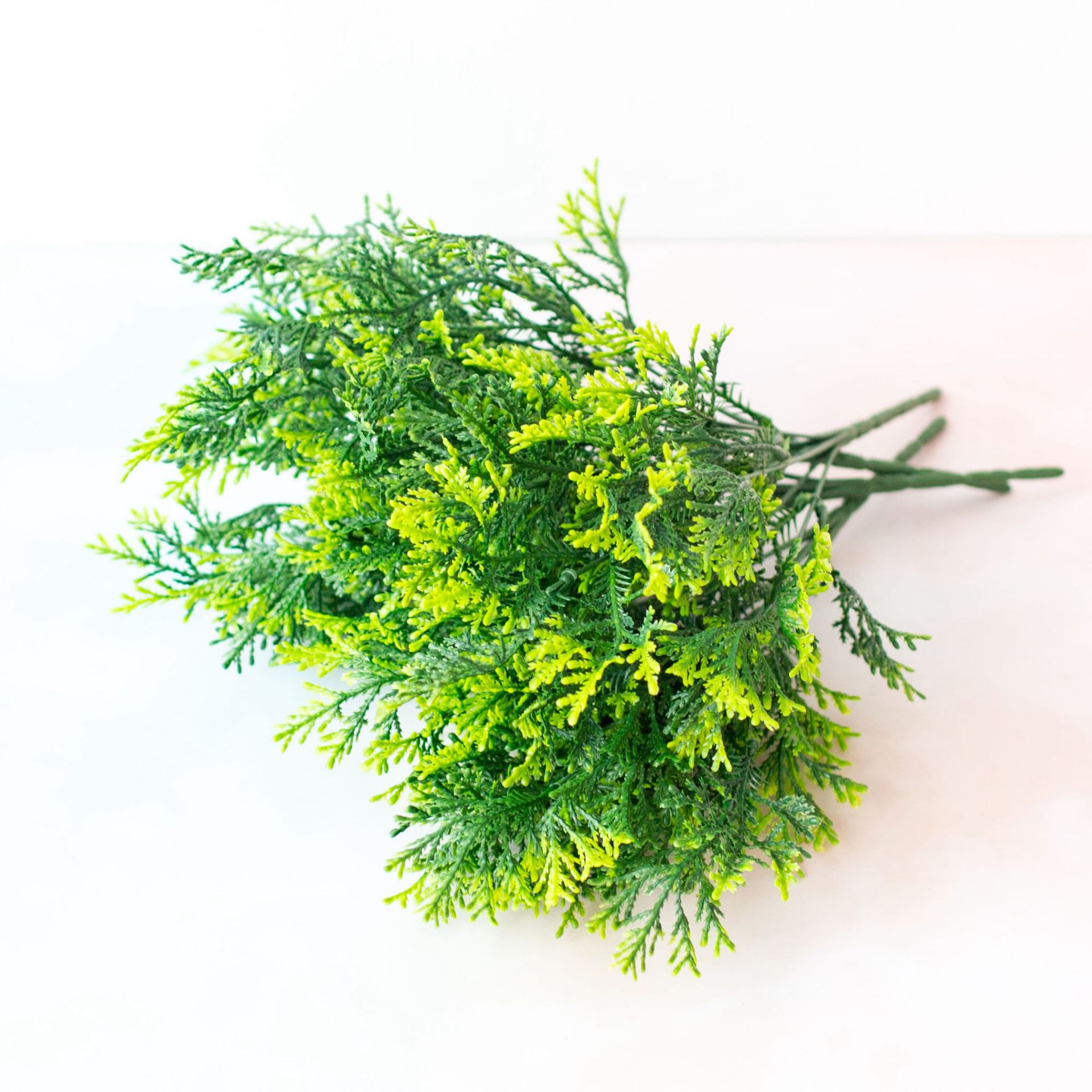 Künstliche Blumen, Pflanzenwandmaterialien, künstliche Pflanzen, 7-zackiges Wassergras, kleines Farngras, Blumenfarnpflanzen-Großhandel_voghion.com