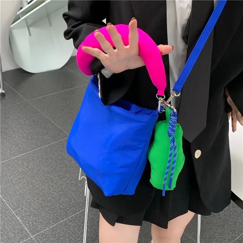 Moda Colori Contrastanti Qualità Tessuto Piumino Borsa Spazio Imbottito Cuscino Quadrato Spalla Tracolla Borse per Donne Borsa_voghion.com