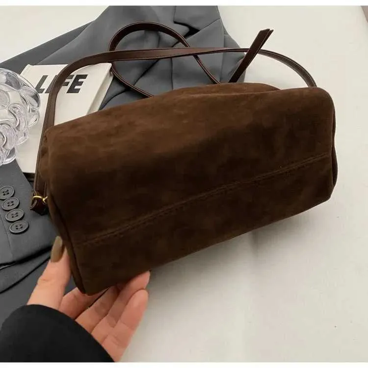 Sacs à bandoulière légers en PU pour femmes avec fermeture éclair tendance 2024 Design à plis tendance Bolsas Para MujeresC241103_voghion.com